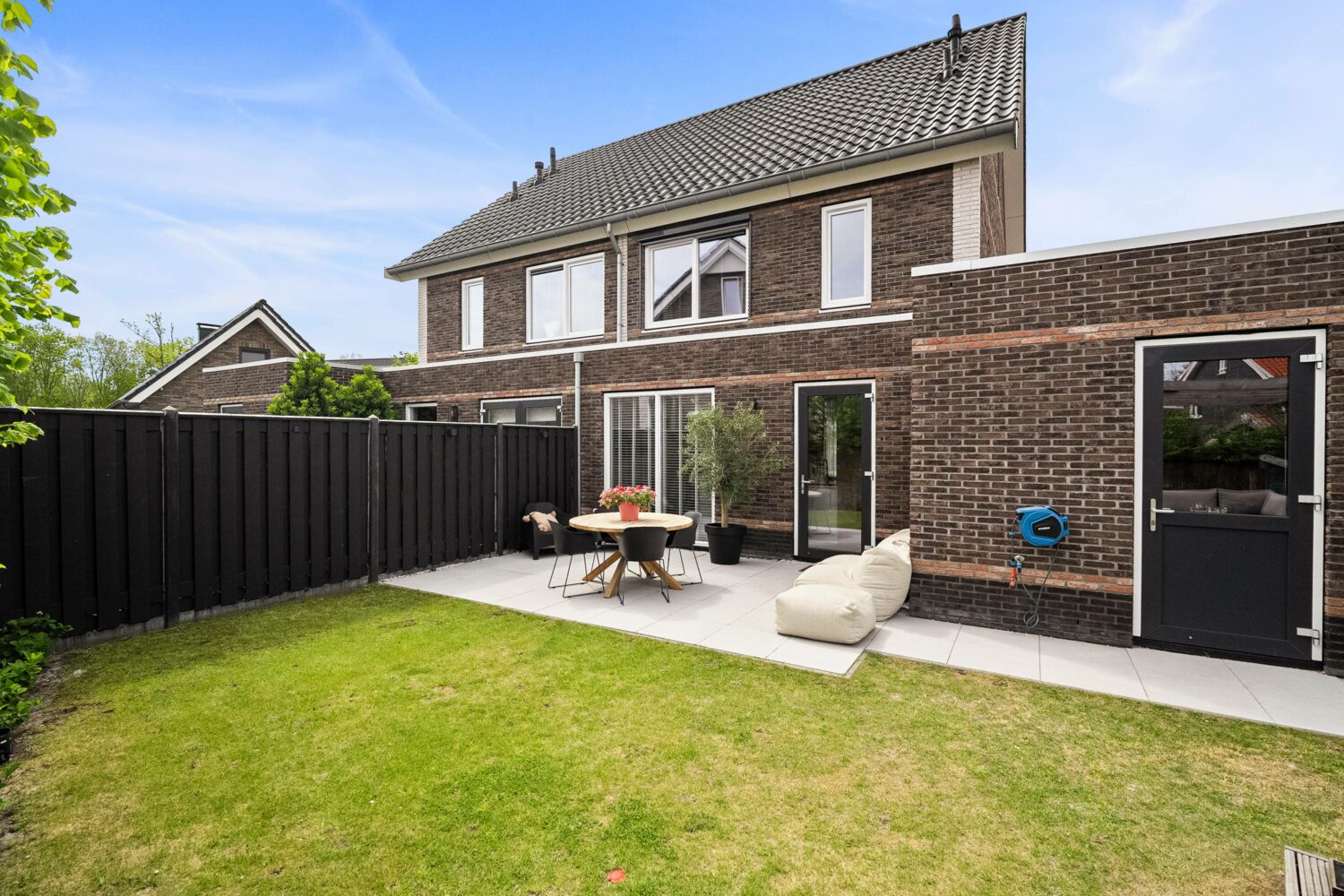 36_Notenhout 49B (39)