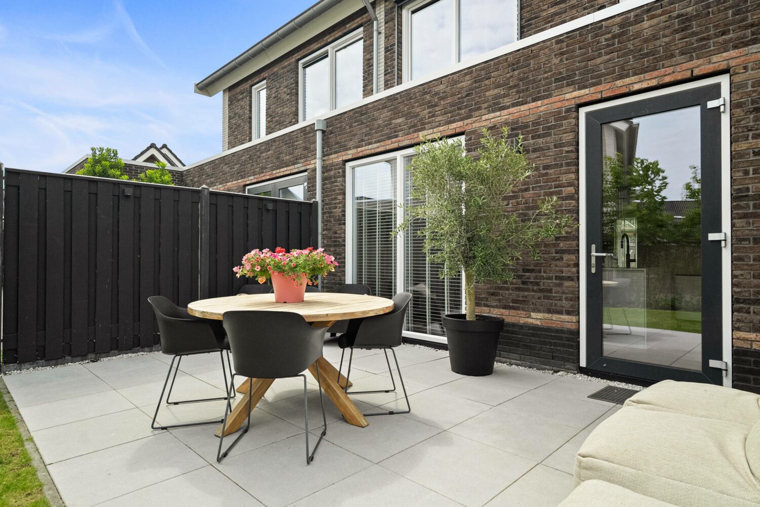 37_Notenhout 49B (37)