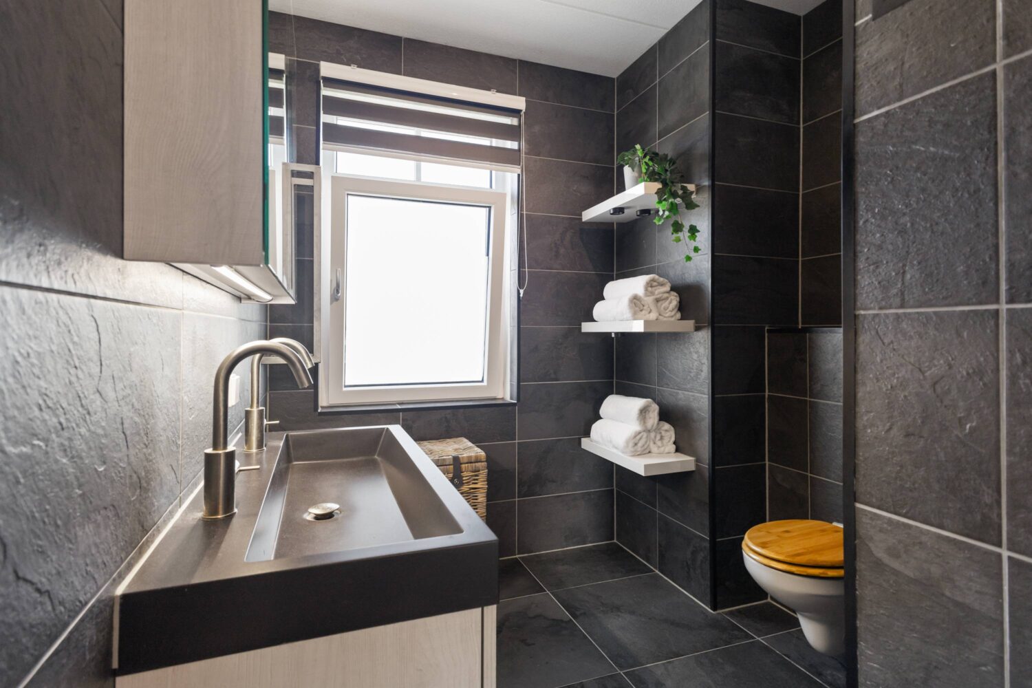 26_Notenhout 25B (27)