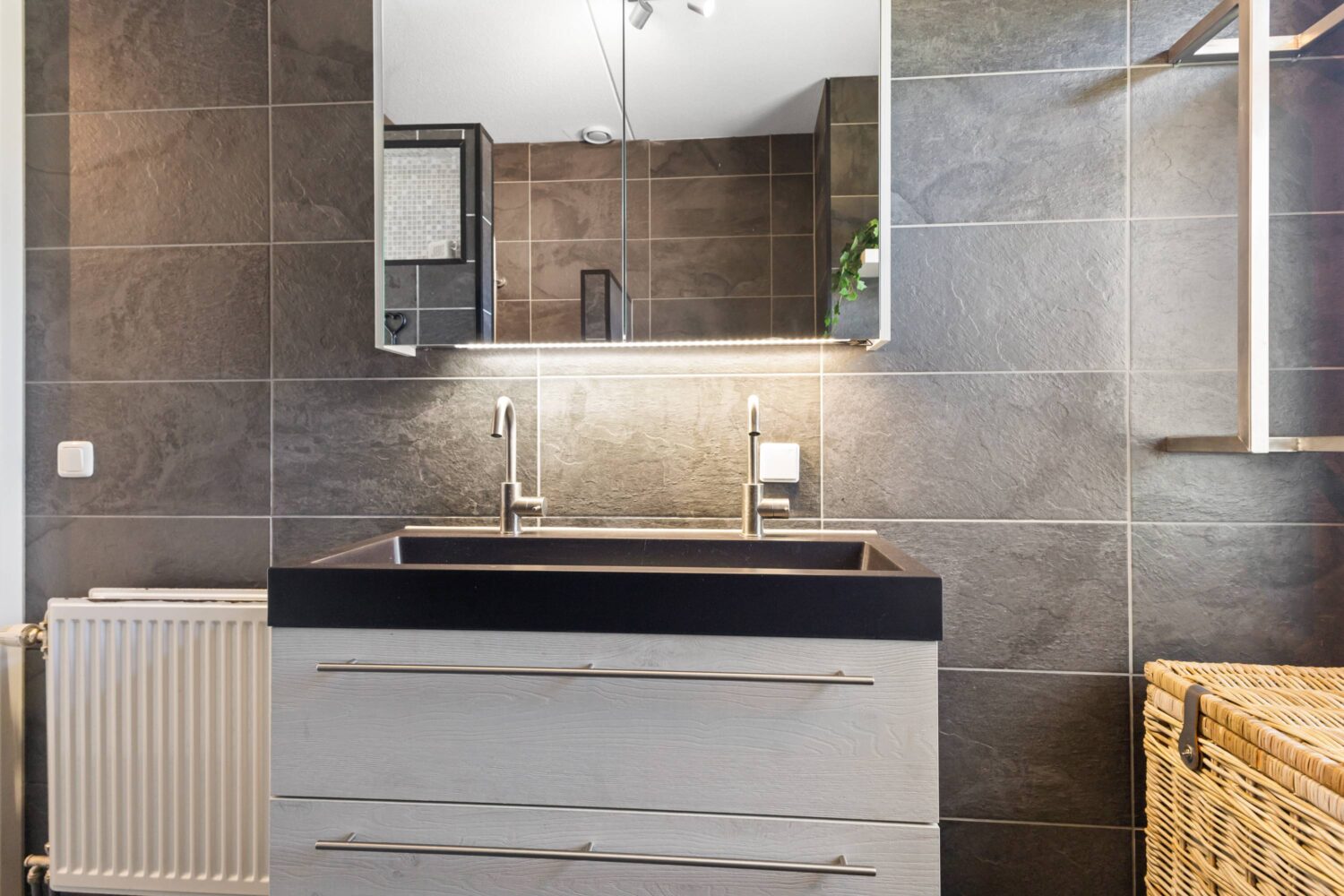 28_Notenhout 25B (29)